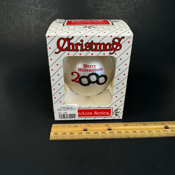 Vtg Christmas Merry Millennium Year 2000 Collectors Series Round Ornament w Box - Picture 1 of 9